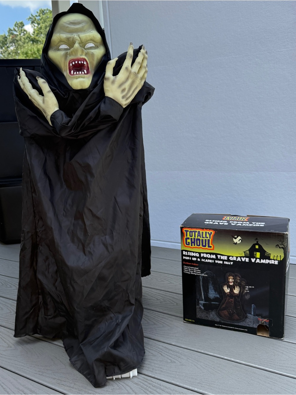 Tekky Toys Totally Ghoul Rising From Grave Vampire Animatronic WORKING HTF w Box